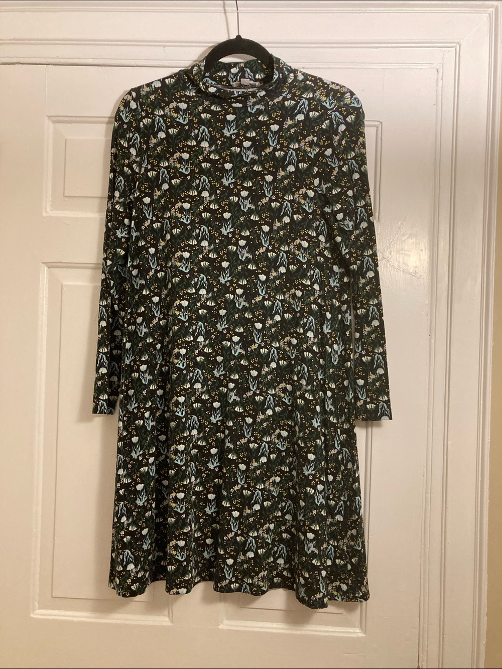 LOFT outlet petite Black Floral Mock-Neck Long Sleeve Fit & Flare Dress, SizeXSP